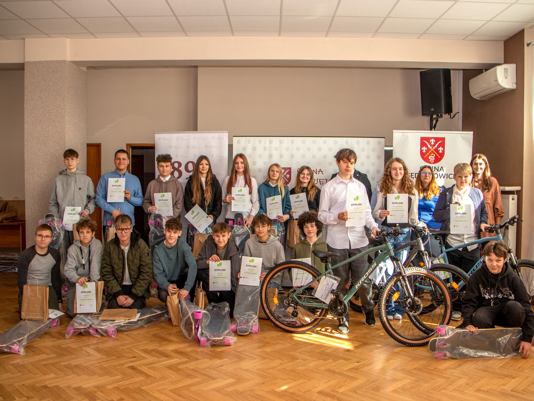 Zdjęcie grupowe laureatów